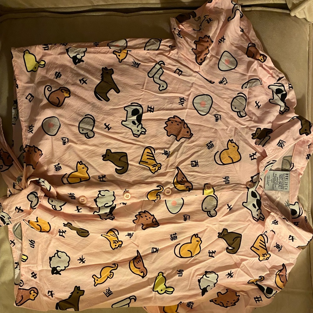 Box Lunch Fruits Basket L Crop Button Shirt